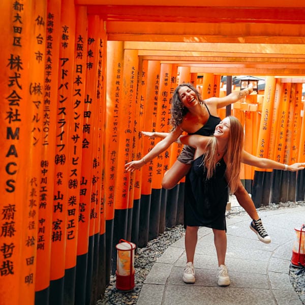 Japan Intense: From neon lights to chanting monks